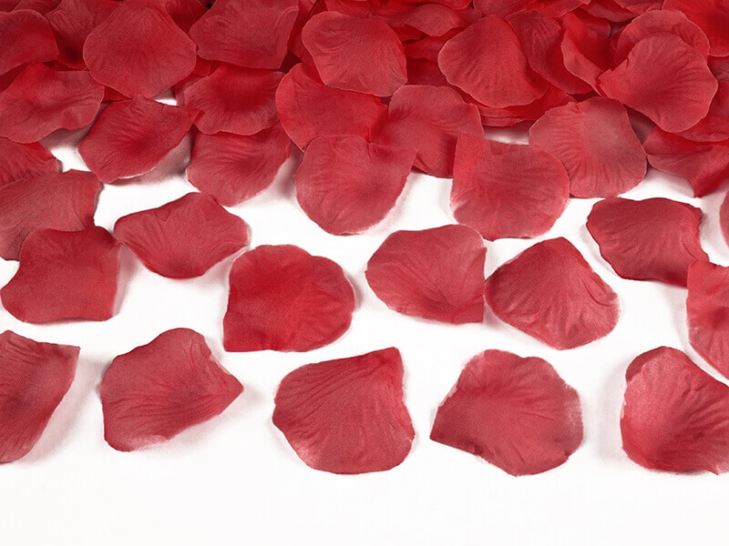Doplnky na valentina lupene ruzi 1